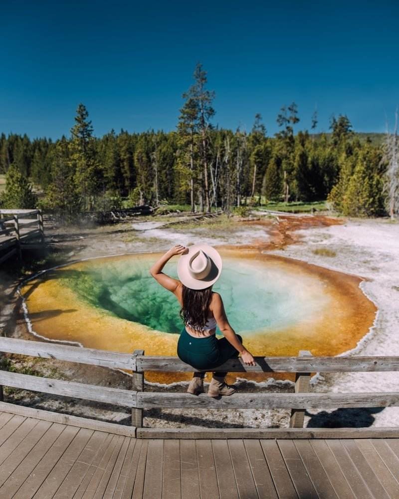 7 Epic Reasons Why Yellowstone National Park is the Ultimate Family Vacation Destination for 2023